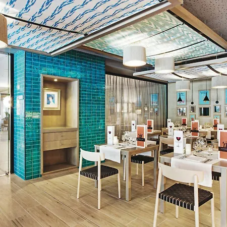 מלון Riu Festival 4*
