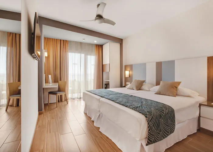 Hotel Riu Festival 4*