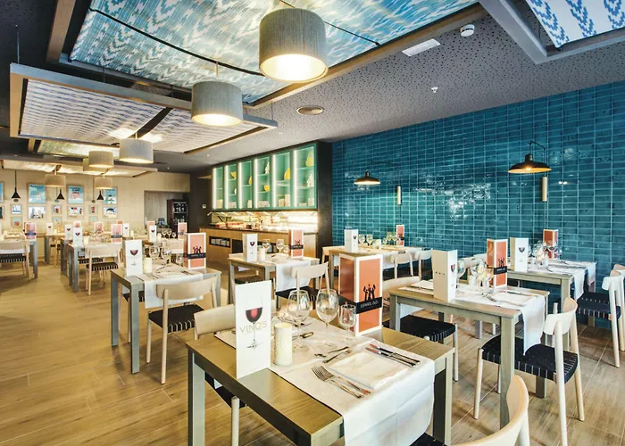 Riu Festival מלון